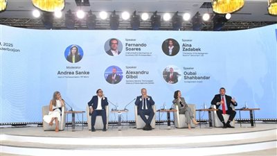 تعزيز التعاون الإعلامي الدولي بين سلطنة عُمان وأذربيجان