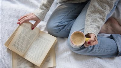 تفسير رؤية الكتاب في المنام  للعزباء والمتزوجة والحامل