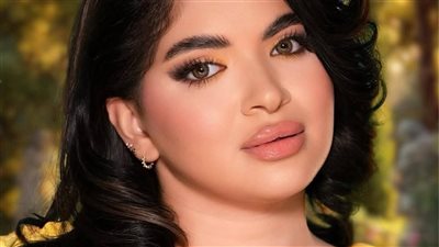 سوزي الأردنية توجه رسالة ساخرة لوزير التعليم: يارب يزودوك ازازتين زيت بالتموين