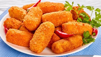 سهلة وإقتصادية.. طريقة عمل كفتة البطاطس بالخضار في مطبخك 