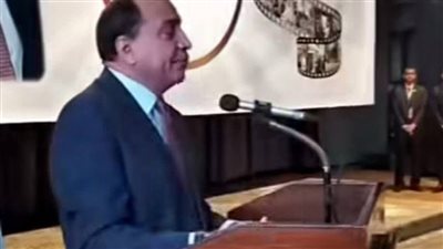 بعد كلمته المؤثرة.. تعليقات صادمة تلاحق رئيس جامعة بني سويف بعد المعاش