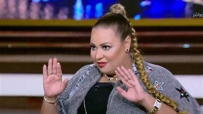 ويزو تحسم الجدل: لم أُجرِ عملية تكميم... وصوري الجديدة بالذكاء الاصطناعي 