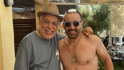 صورة صيفية تجمع أشرف زكي وأحمد السقا تشعل السوشيال ميديا