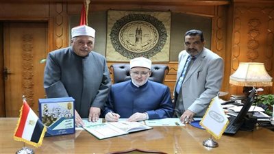 وكيل الأزهر يعتمد نتيجة الشهادة الثانوية الأزهرية بنسبة نجاح 53.99%