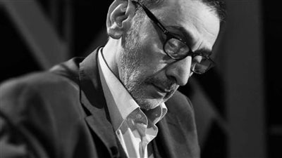 الصورة الأخيرة لـ زياد الرحباني تُشعل مشاعر الوداع.. وهذه قصة «سألوني الناس» 