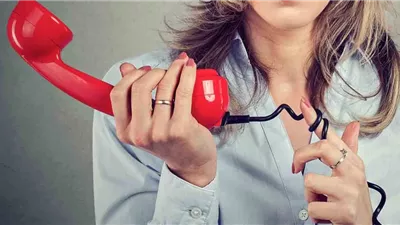 مديري خدعني ودمر حياتي الزوجية.. ماذا أفعل؟