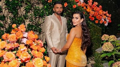 البلوجر يومي خوري تحتفل بليلة ما قبل الزفاف بأسلوب جنوني