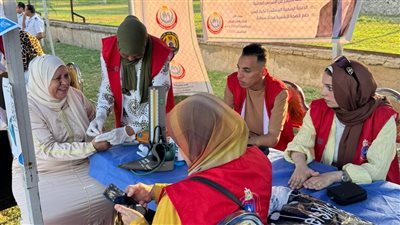 خلال 25 يومًا.. حملة «100 يوم صحة» قدّمت 38 مليونًا و350 ألف خدمة طبية مجانية 