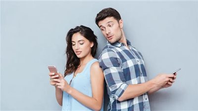 نصائح لمساعدة شريكك شديد الغيرة  