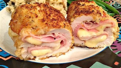  بمذاق شهي وطعم لذيذ .. طريقة عمل دجاج الكوردن بلو مثل المطاعم