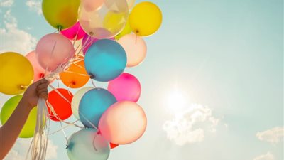  تفسير رؤية  البالونات في المنام للعزباء والمتزوجة والحامل 