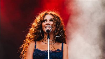 ميريام فارس تخطف الأنظار بين لحظات عائلية وحفل ناجح في السويد