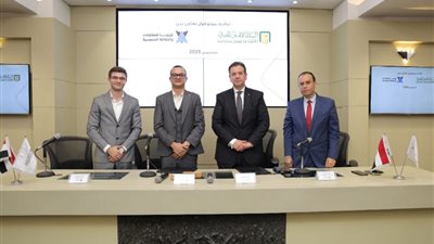 البنك الأهلي يوقع بروتوكول تعاون مع شركة أوروبا للمقاولات الكهروميكانيكية والطاقة الشمسية