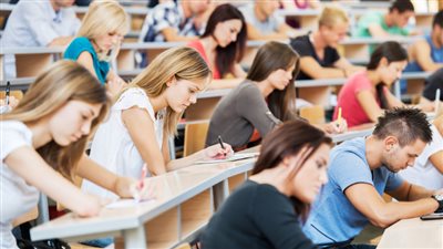 اكتشاف الذات والاستقلالية.. تحديات في انتظارك لسنة أولى جامعة