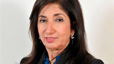 صباح خليل المؤيد | أول بحرينية تشغل وظيفة مدير عام بنك