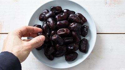 بشارة خير ورزق  ..تفسير رؤية البلح في المنام لابن سيرين