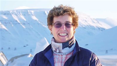 شادية رفاعي حبال | عالمة فلك وفيزياء سورية أمريكية درست الرياح الشمسية