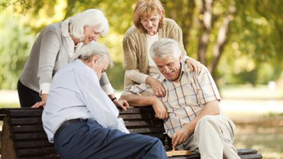 في اليوم العالمي للمسنين.. تعرف على طرق الإهتمام بغذائهم وصحتهم 