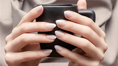 شكل أظافرك دليل على صحتك.. لا تتجاهليها