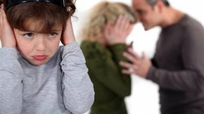 هل يجوز للمطلقة أن تمنع أبناءها من رؤية والدهم؟    أمين الفتوى يُجيب