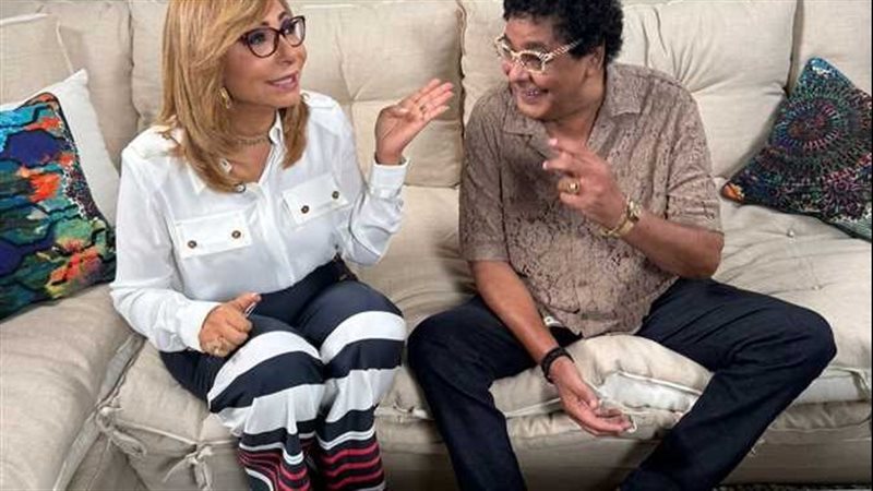 محمد منير مع لميس