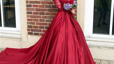 نصائح وأفكار لاختيار فستان الخطوبة لإطلالة مثالية تخطف الانظار 