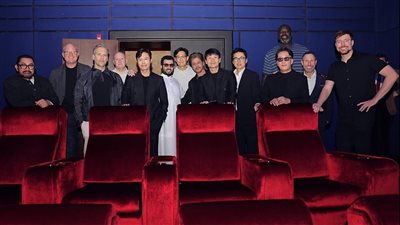 تركي آل الشيخ يجمع نجوم بوليوود وكوريا في منزله قبل موسم الرياض 