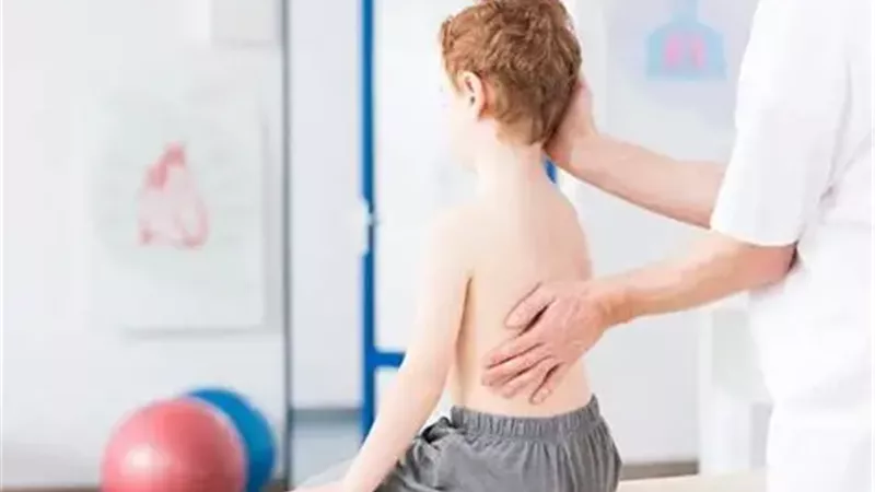 الجنف عند الأطفال