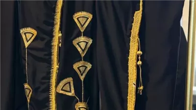 زي من التراث الثقافي.. 3700 ريال تكلفة «الدفة النسائية» الإحسائية