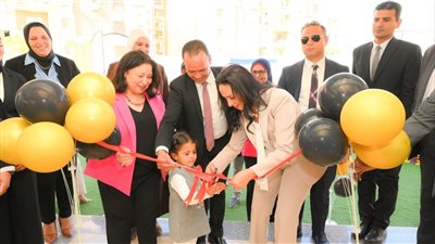 وزيرة التضامن الاجتماعي تفتتح حضانة 