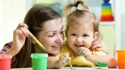 سنة أولى أمومة.. ما سر تربية طفل سوي بالمستقبل في الطفولة المبكرة؟