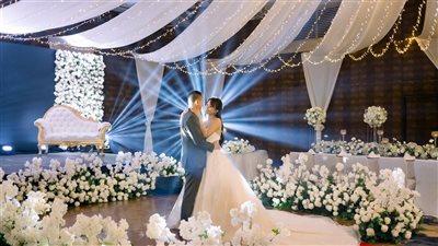 فتاة تسأل: والدة خطيبي توفت والفرح بعد شهر فماذا أفعل؟