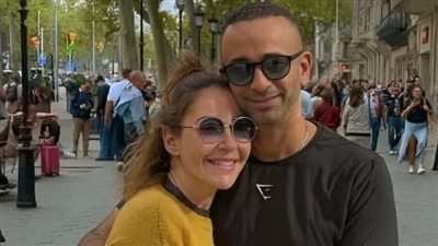 الظهور الأول العلني للعروس منة شلبي مع زوجها (صور)