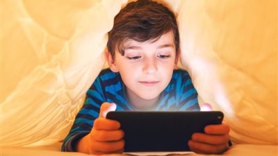 بينها تعفن الدماغ.. تأثير ات صادمة لمشاهدة الفيديوهات السريعة 