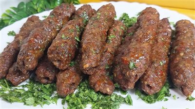 طريقة عمل كفتة الحاتي المشوية بخطوات بسيطة مثل المطاعم 