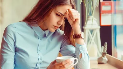 خطيبي اعترف أنه لا يحبني.. هل أستمر معه؟