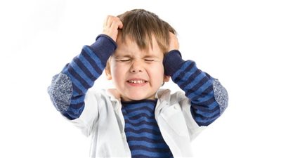 5 أسباب تجعل سلوكيات طفلك غير مقبولة فى الأماكن العامة 