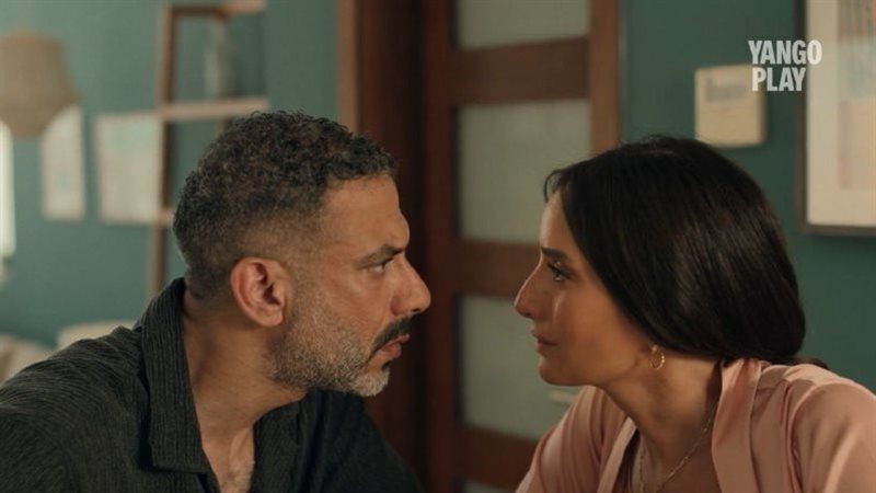 ورد وشوكولاتة 