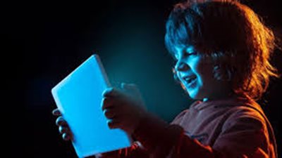 طفلي تحرش بشقيقته وهي نائمة.. ماذا أفعل؟