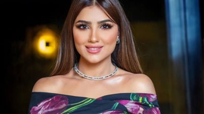 مي عمر تدعم آن الرفاعي بعد أنباء انفصالها عن كريم محمود عبد العزيز