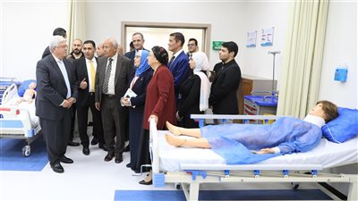 وزير التعليم العالي يتفقد جامعة ساكسوني مصر للعلوم التطبيقية والتكنولوجيا