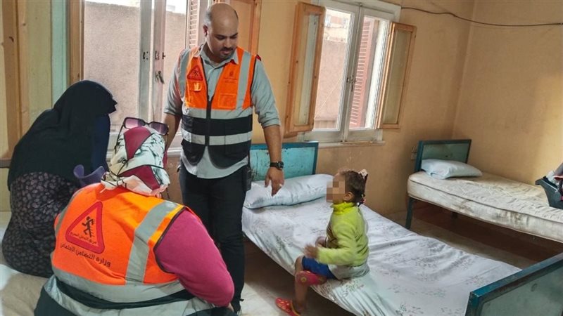 أسرة بلا مأوى