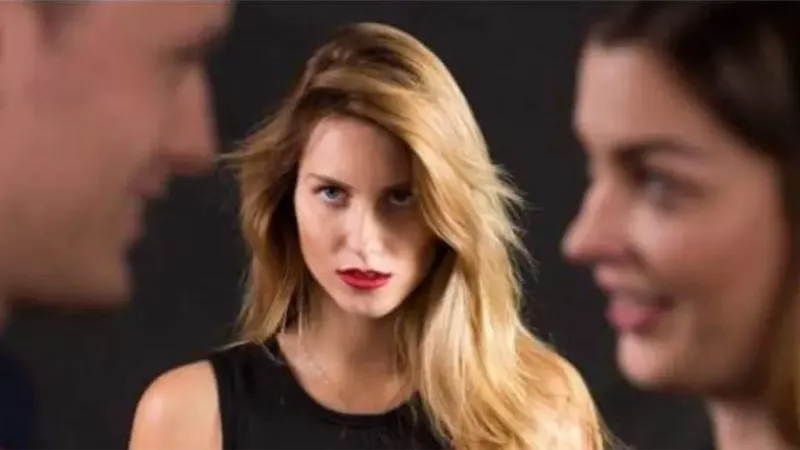 الانجذاب للرجل المتزوج 