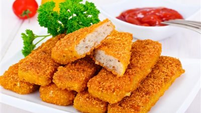 وصفة شهية ومغذية.. طريقة عمل ناجتس السمك في مطبخك 