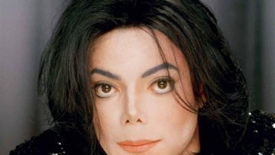 بعد 16 عامًا.. حقائق صادمة عن تشريح مايكل جاكسون