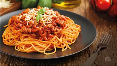  طريقة عمل المكرونة  الإسباجيتي باللحم المفروم والبارميزان 