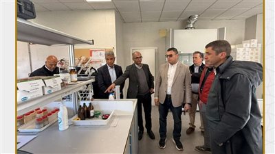 وزير الإسكان يواصل زيارته للمشروعات الرائدة لشركة 