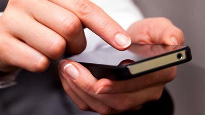 كيف أواجه امرأة تبتزني جنسيًا بفيديو لي؟