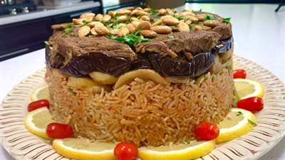 سهلة  ولذيذة .. طريقة عمل المقلوبة بالخضار واللحم بخطوات بسيطة 