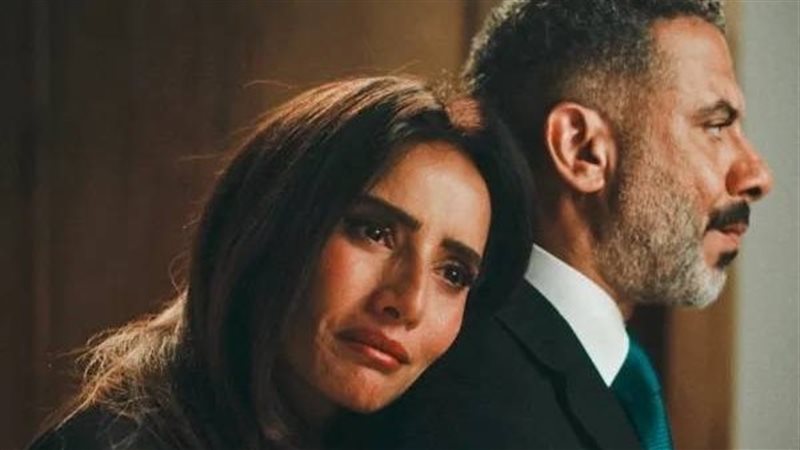 ورد وشوكولاتة 